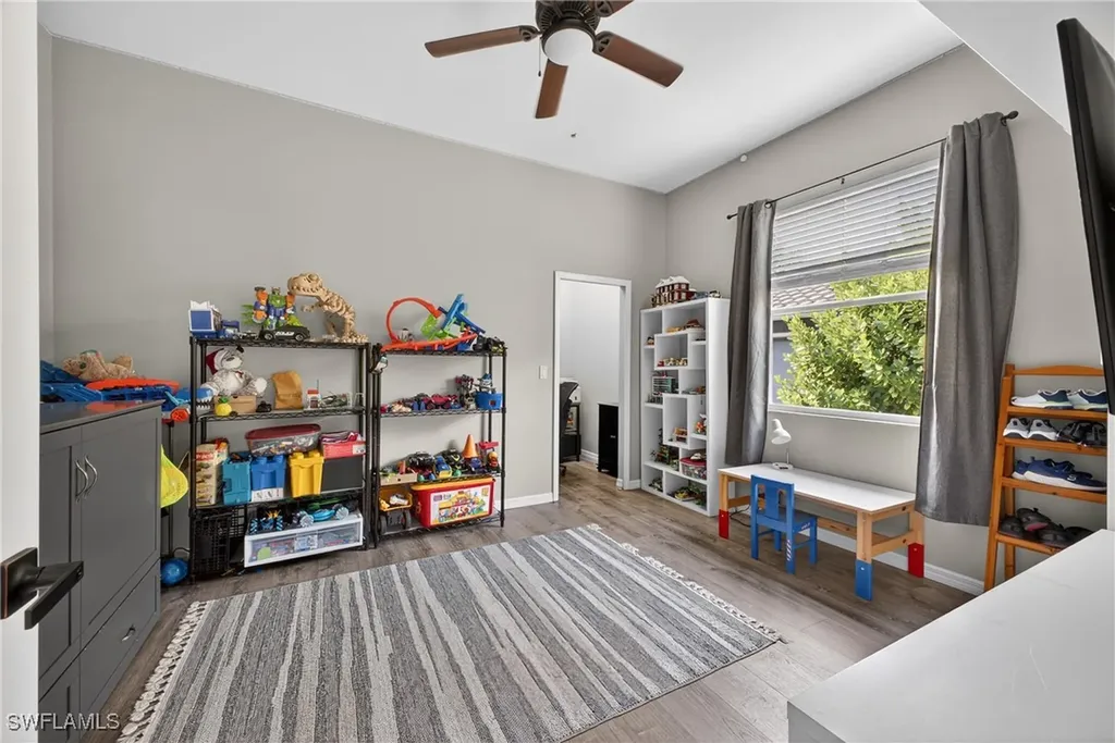 657 Grand Rapids Boulevard Naples FL 34120