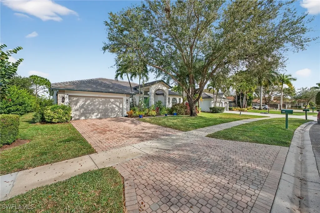 657 Grand Rapids Boulevard Naples FL 34120