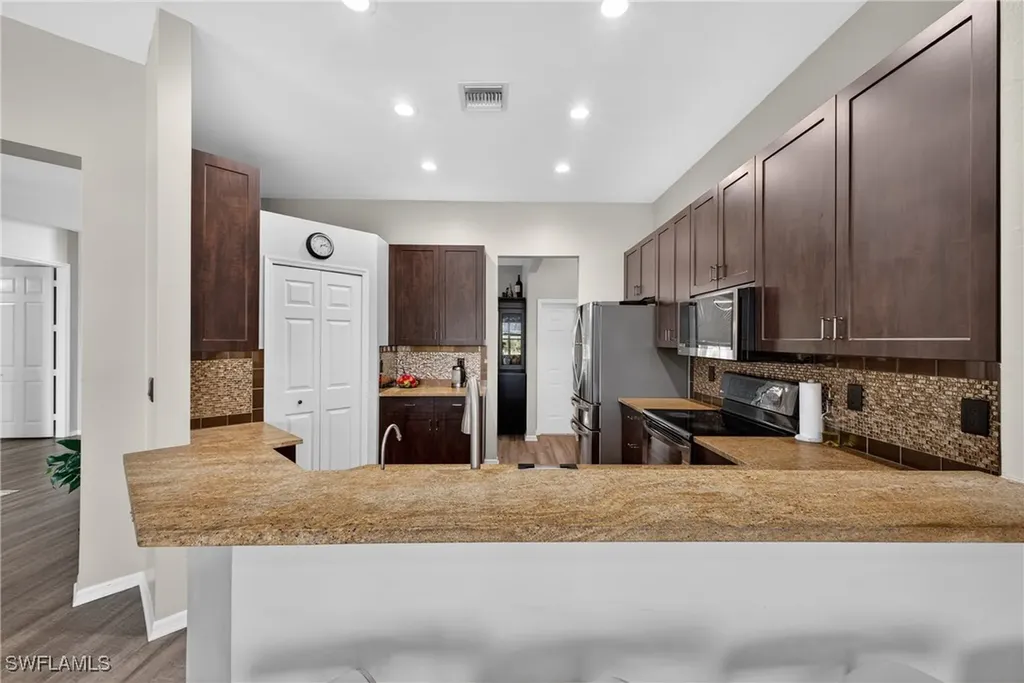657 Grand Rapids Boulevard Naples FL 34120