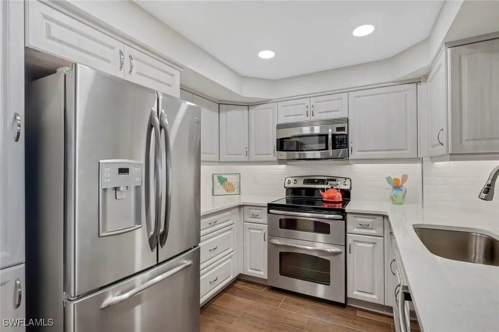 260 Seaview Court Marco Island FL 34145