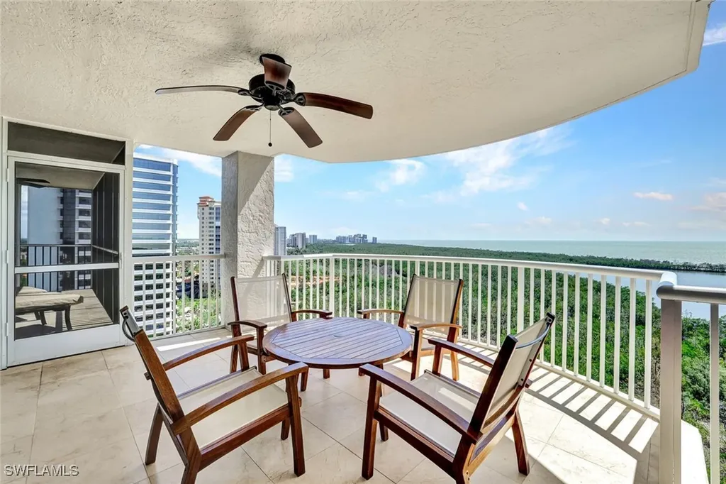 6849 Grenadier Boulevard Naples FL 34108