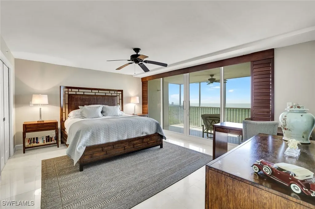 6849 Grenadier Boulevard Naples FL 34108