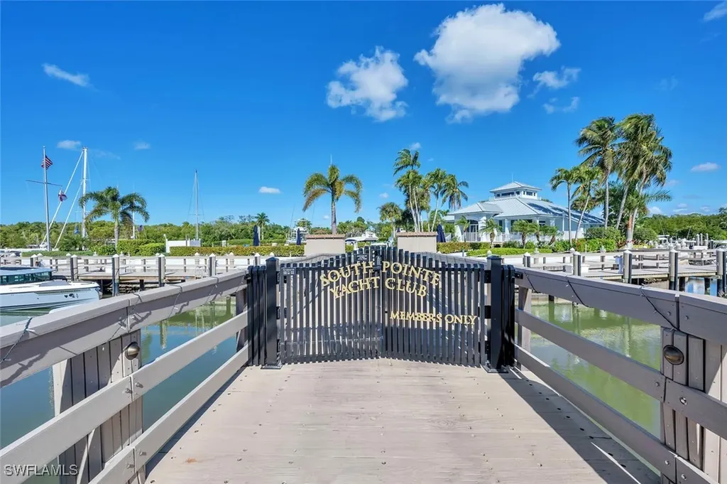 1717 Gulfstar Drive S Naples FL 34112