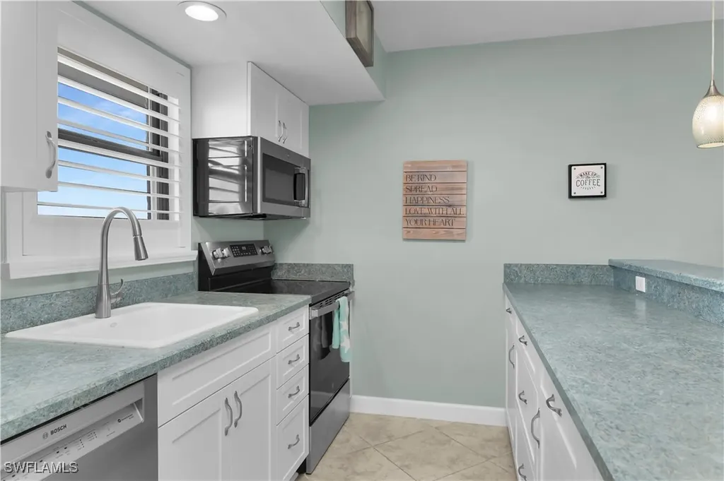 1012 Anglers Cove Marco Island FL 34145