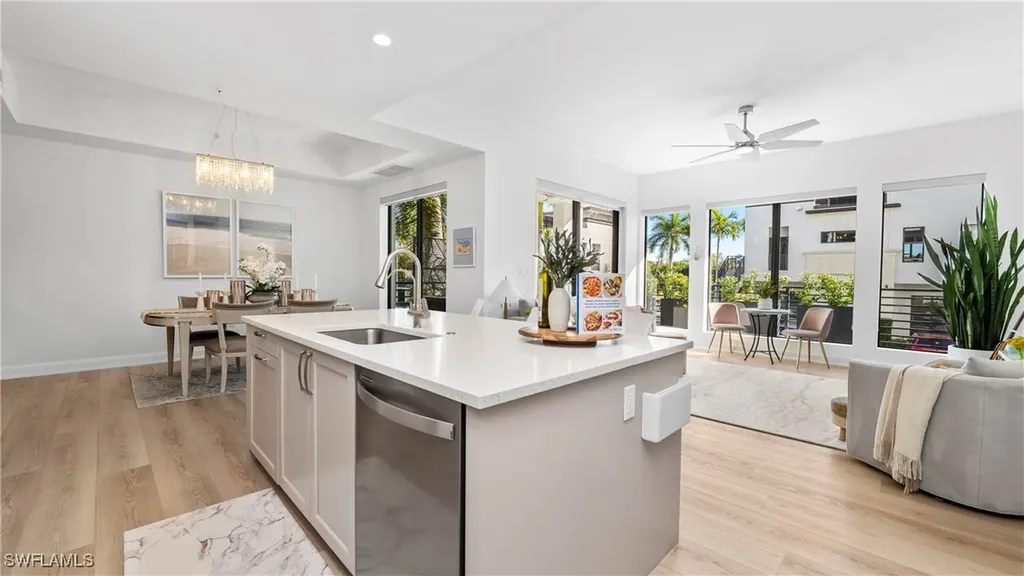 1111 Central Avenue Naples FL 34102