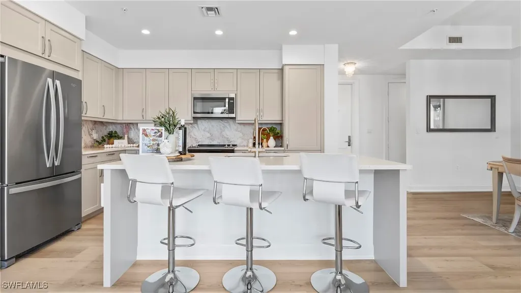 1111 Central Avenue Naples FL 34102