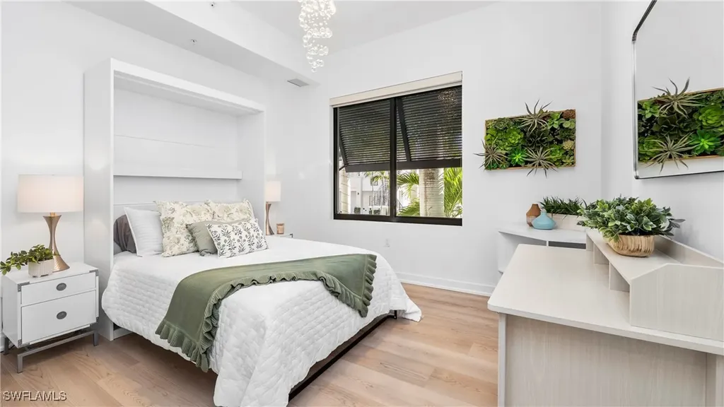 1111 Central Avenue Naples FL 34102