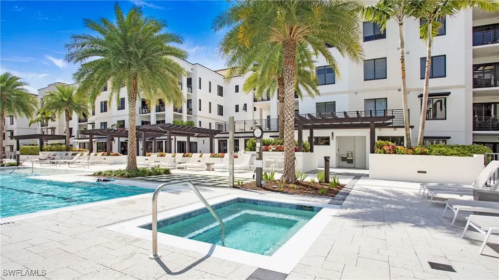 1111 Central Avenue Naples FL 34102