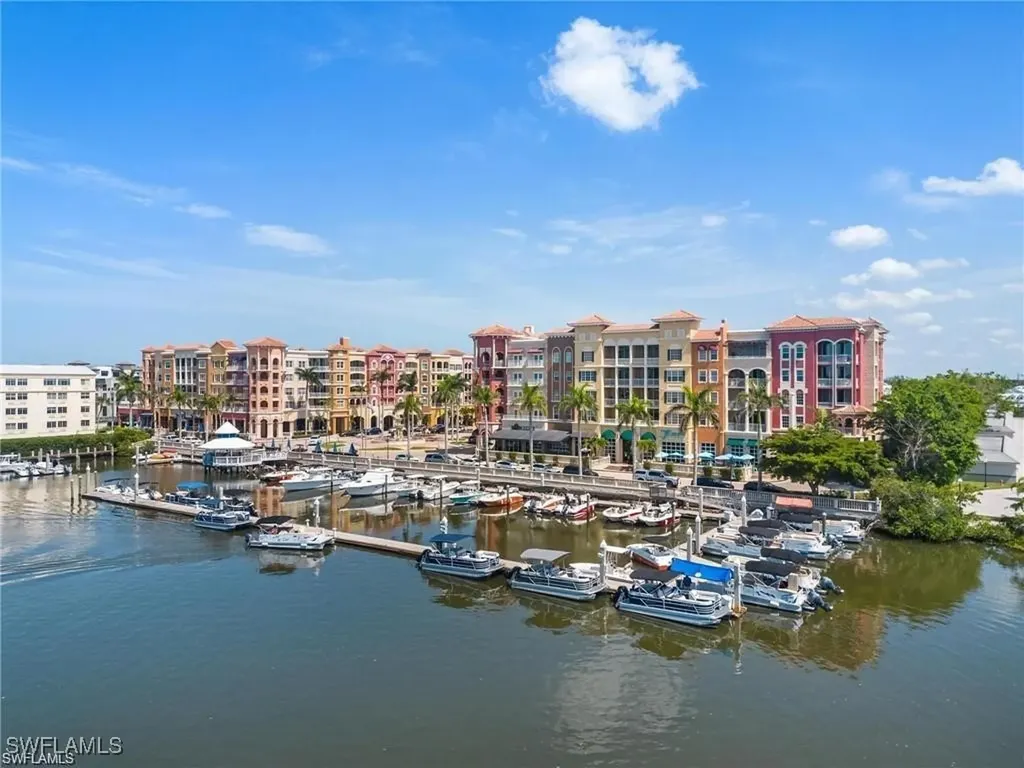 401 Bayfront Place Naples FL 34102