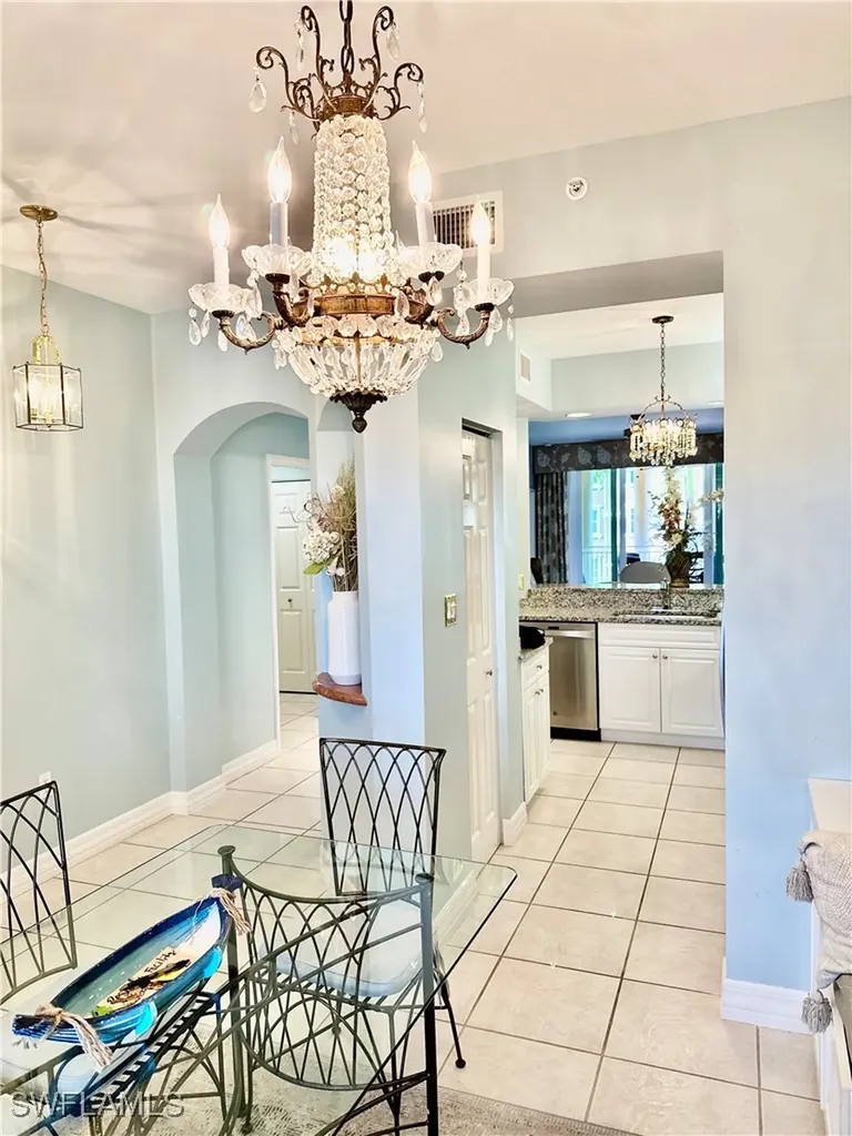 401 Bayfront Place Naples FL 34102