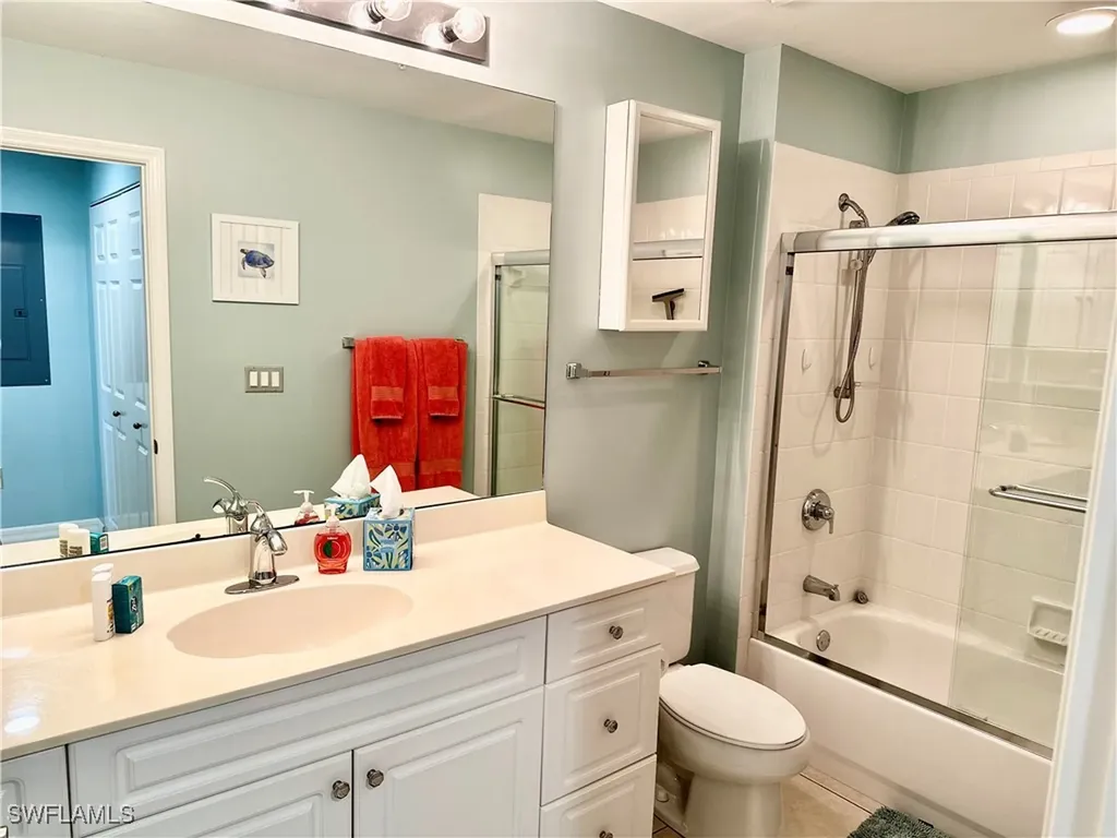 401 Bayfront Place Naples FL 34102