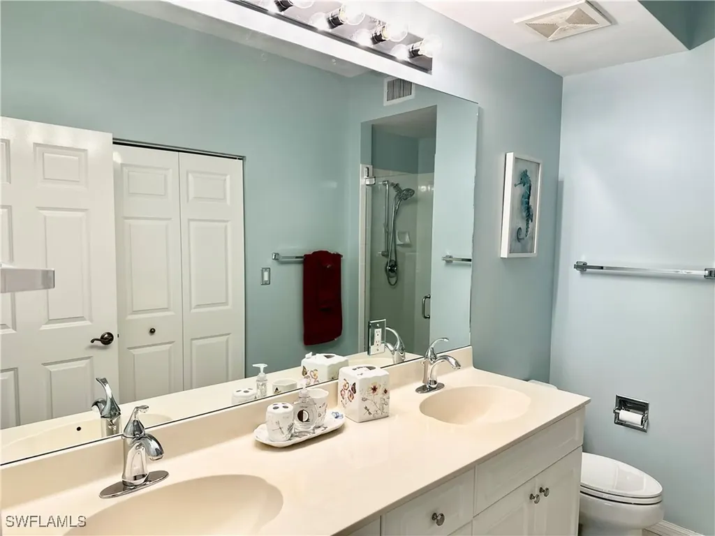 401 Bayfront Place Naples FL 34102