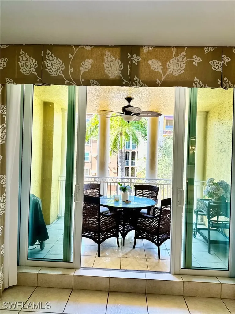 401 Bayfront Place Naples FL 34102