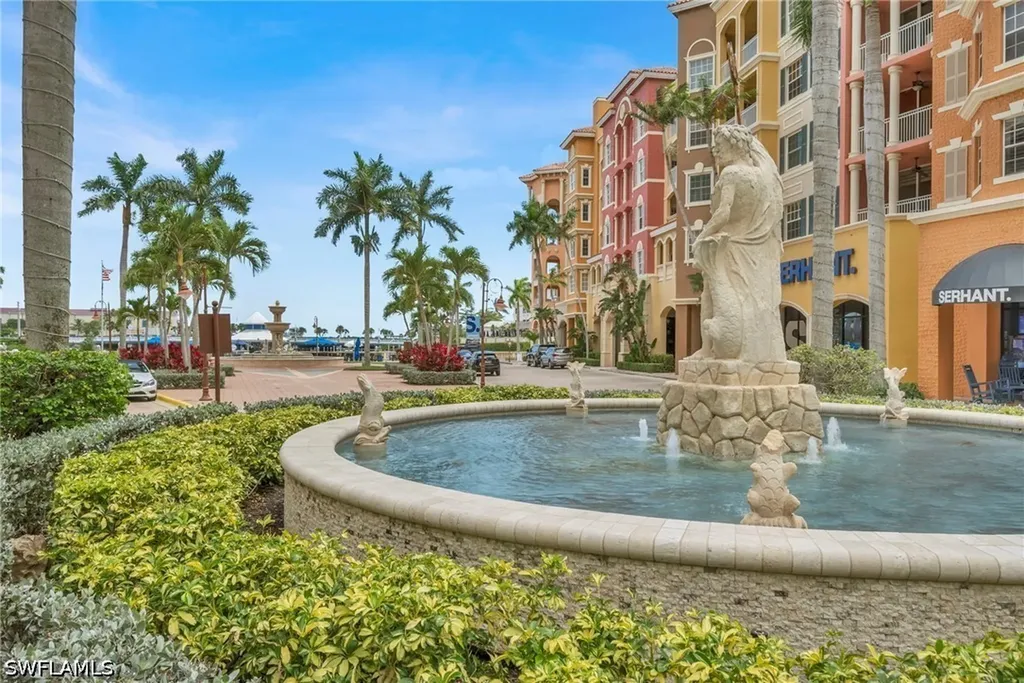 401 Bayfront Place Naples FL 34102