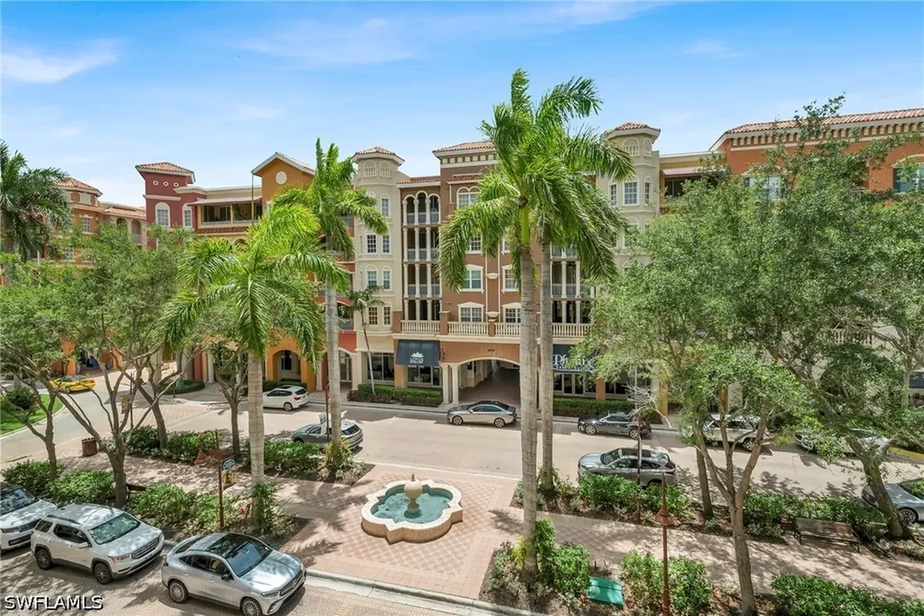 401 Bayfront Place Naples FL 34102