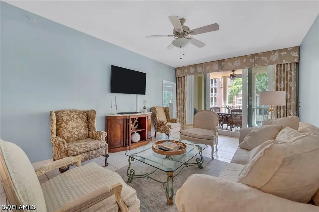 401 Bayfront Place Naples FL 34102