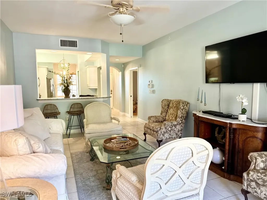 401 Bayfront Place Naples FL 34102