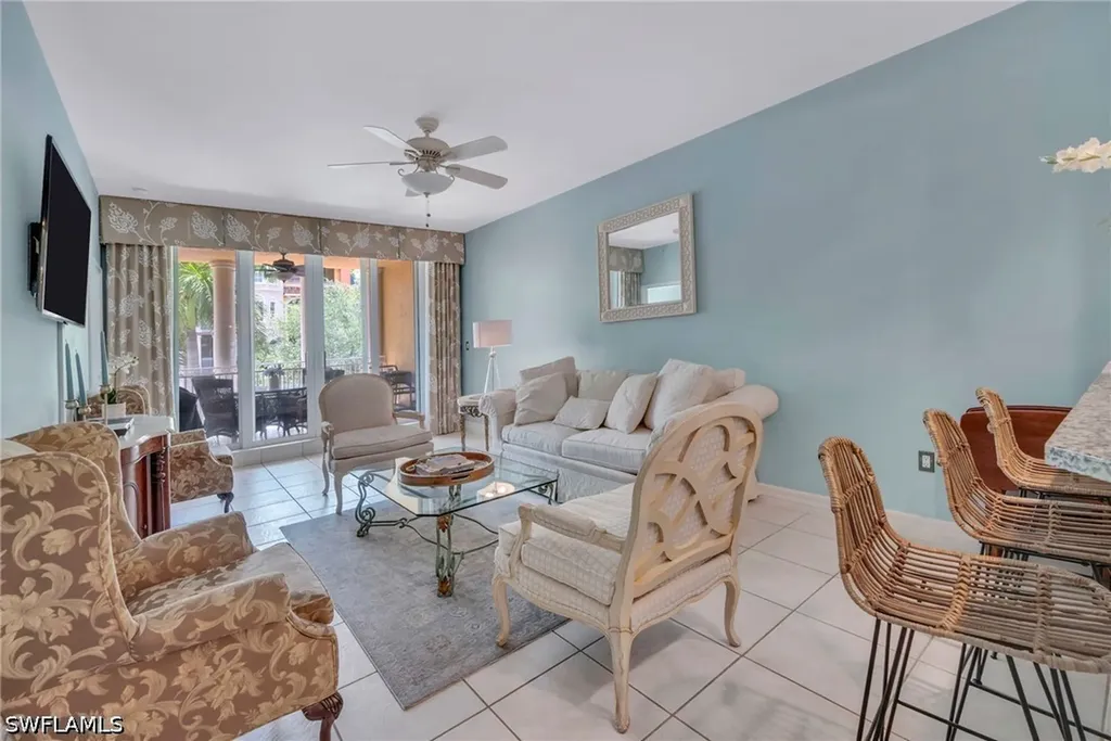 401 Bayfront Place Naples FL 34102
