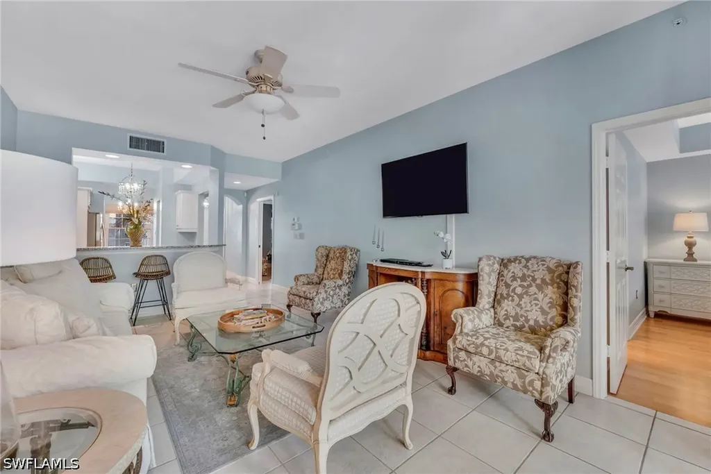 401 Bayfront Place Naples FL 34102