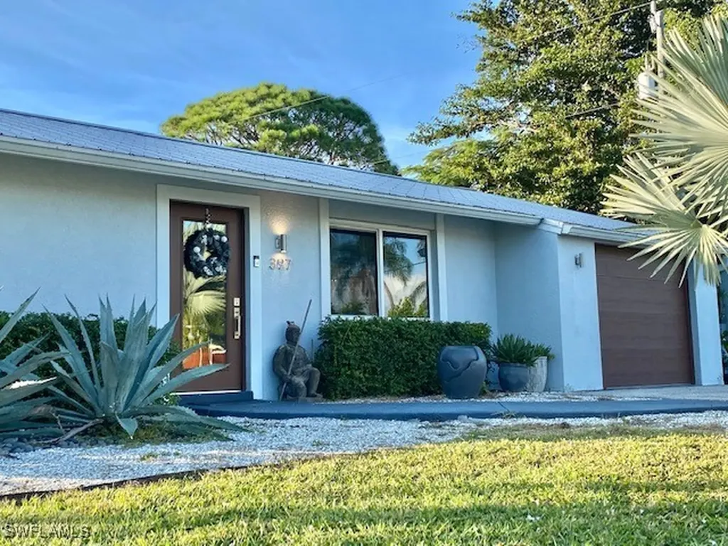 397 Valley Drive Bonita Springs FL 34134