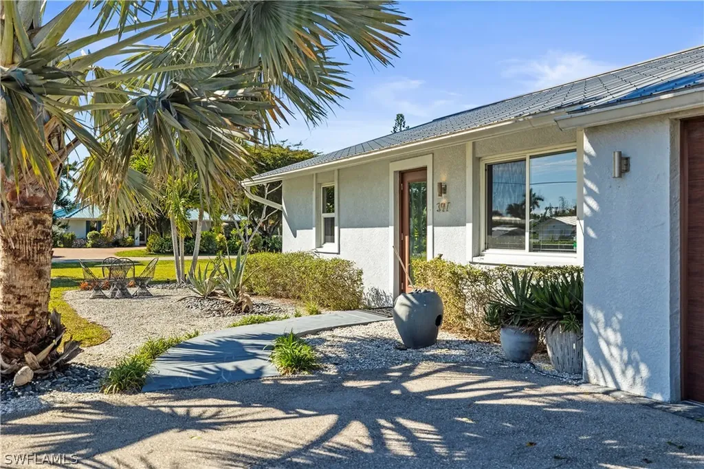 397 Valley Drive Bonita Springs FL 34134