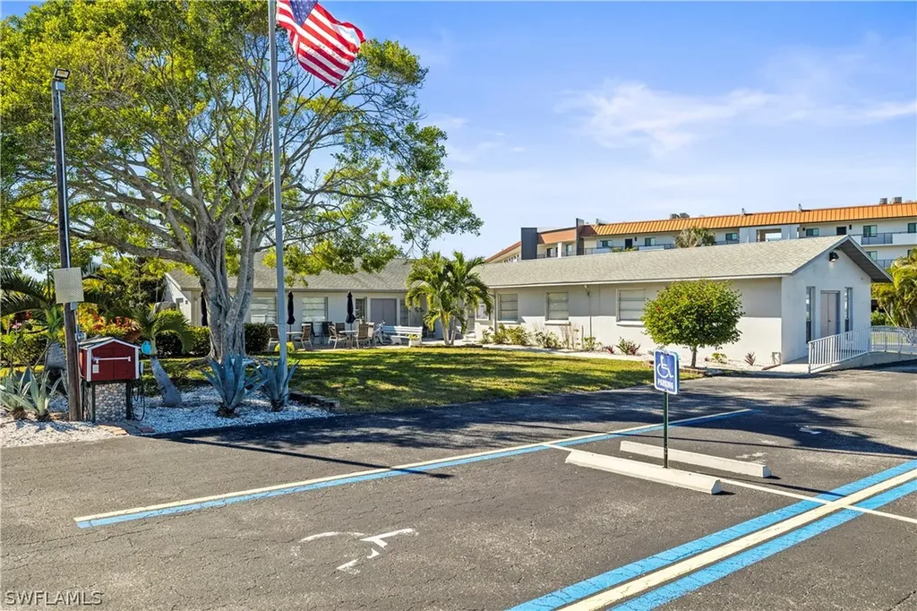 397 Valley Drive Bonita Springs FL 34134