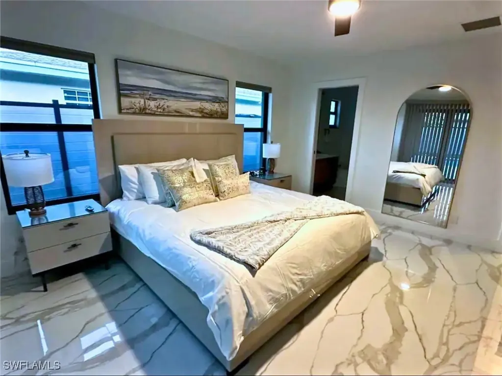 135 Tahiti Circle Naples FL 34113