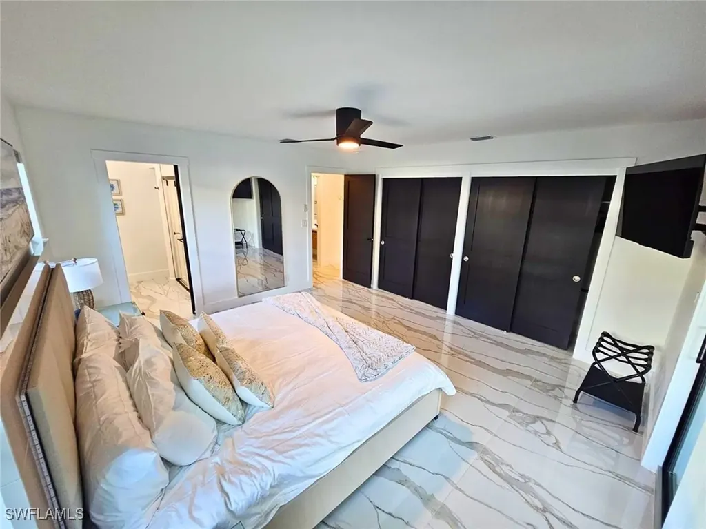 135 Tahiti Circle Naples FL 34113