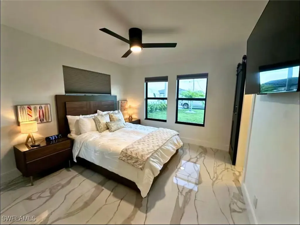 135 Tahiti Circle Naples FL 34113