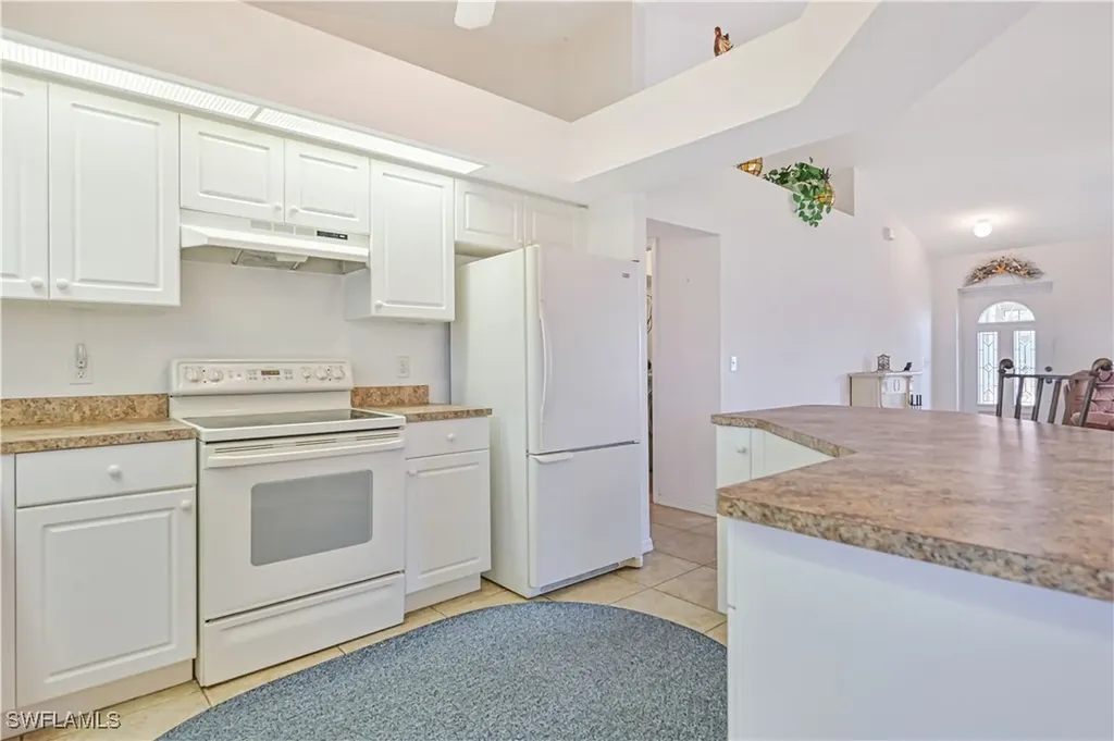 1214 NE 14th Place Cape Coral FL 33909