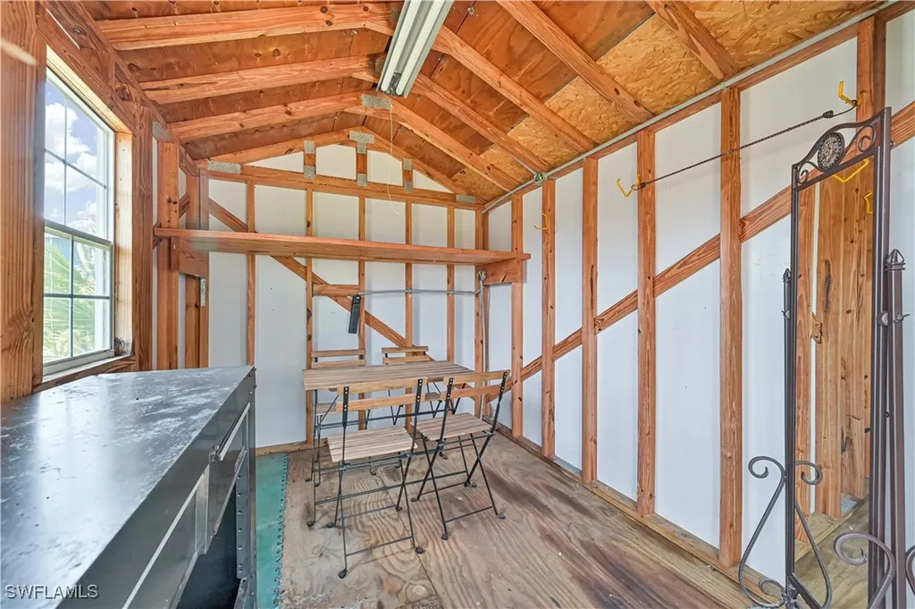 1214 NE 14th Place Cape Coral FL 33909