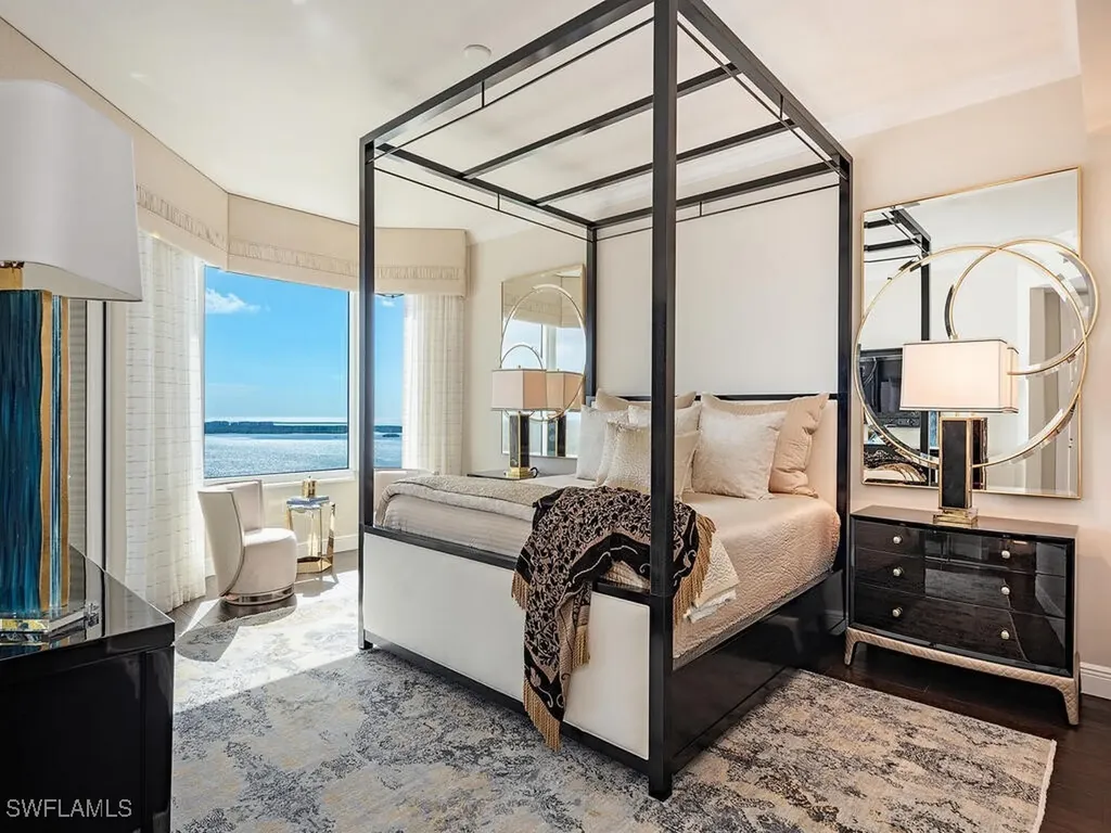 5051 Pelican Colony Boulevard Bonita Springs FL 34134-6903
