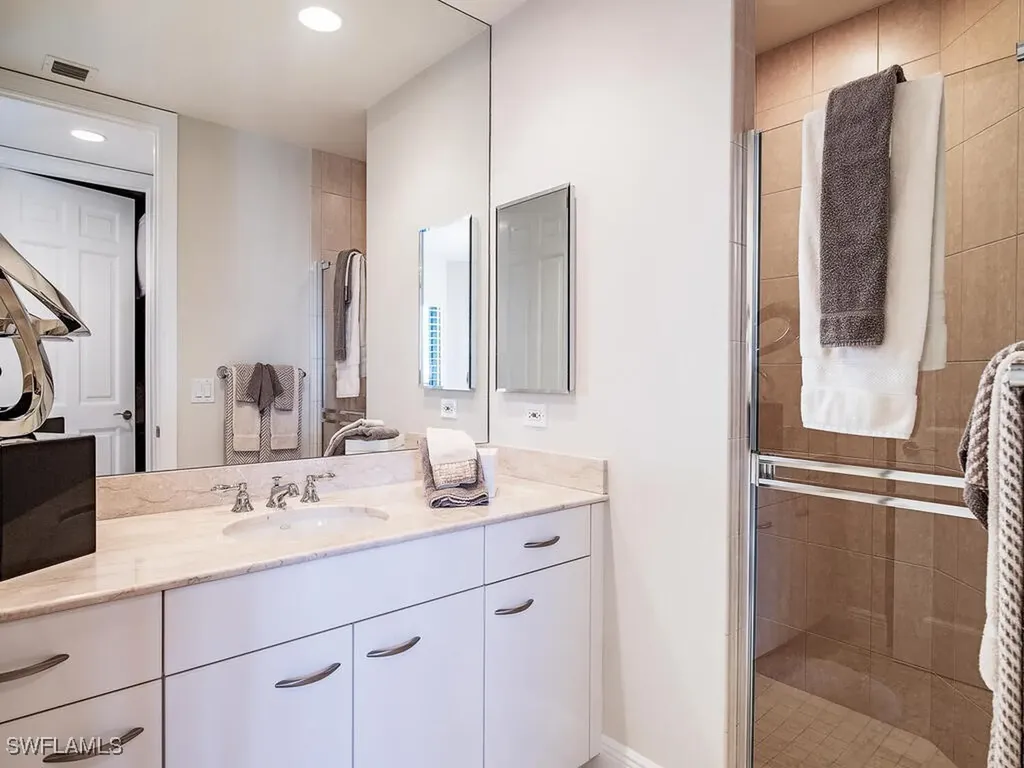 5051 Pelican Colony Boulevard Bonita Springs FL 34134-6903