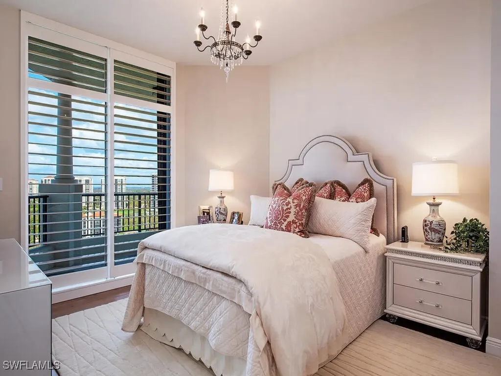 5051 Pelican Colony Boulevard Bonita Springs FL 34134-6903