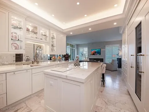 5051 Pelican Colony Boulevard Bonita Springs FL 34134-6903