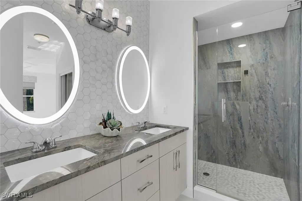 2350 Carrington Court Naples FL 34109