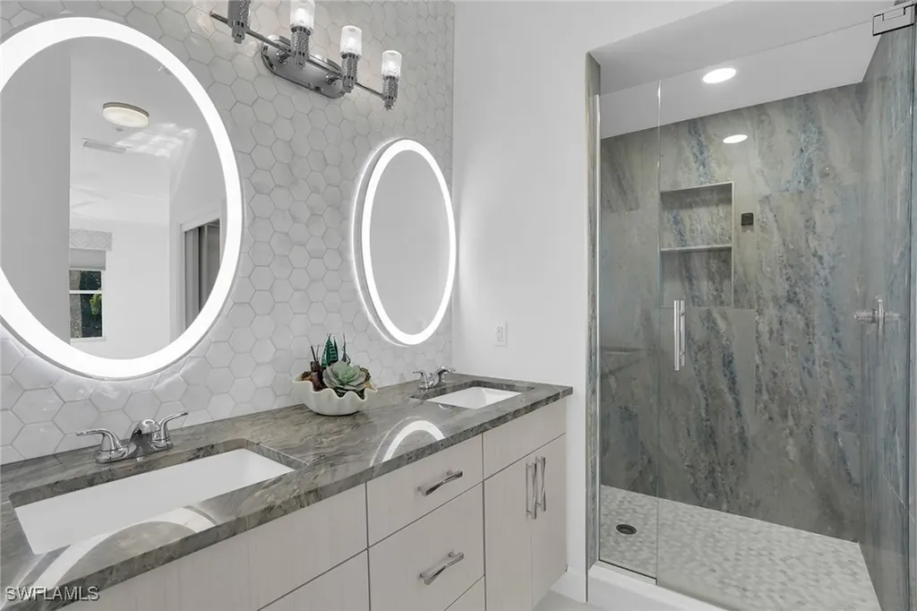 2350 Carrington Court Naples FL 34109