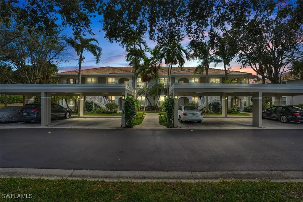 2350 Carrington Court Naples FL 34109