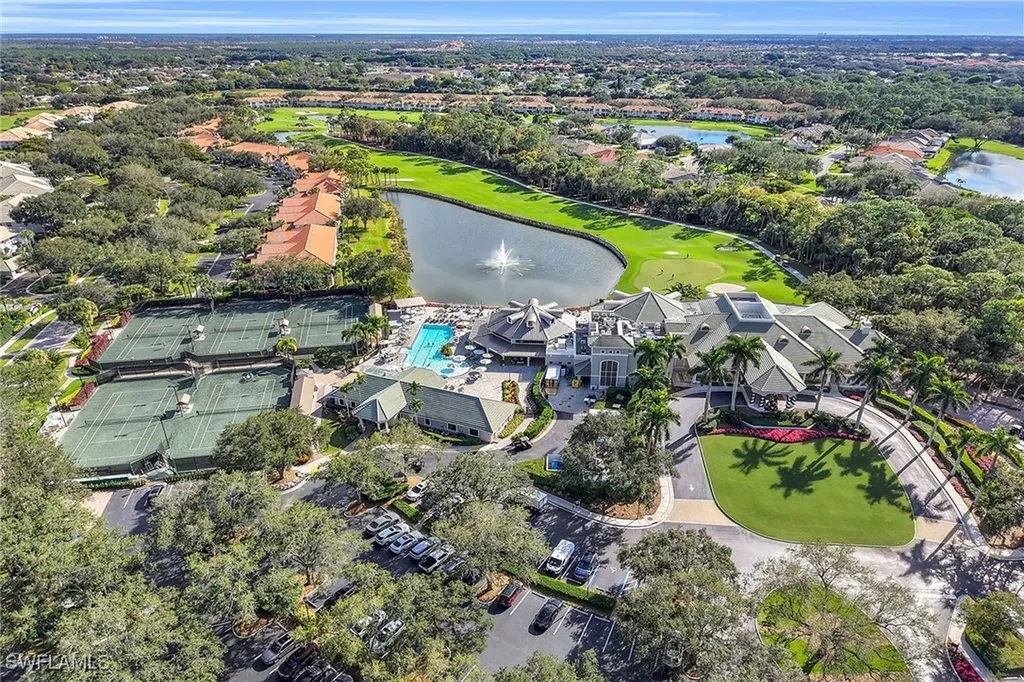 2350 Carrington Court Naples FL 34109