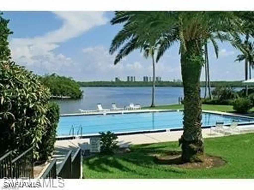 15 Bluebill Avenue Naples FL 34108