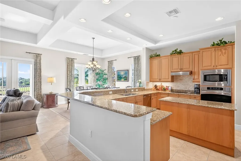 584 Avellino Isle Circle Naples FL 34119