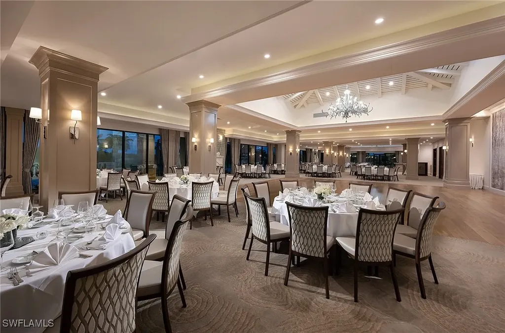 584 Avellino Isle Circle Naples FL 34119