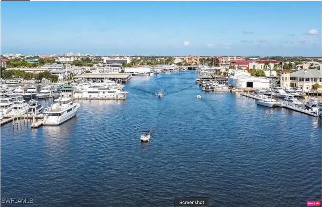 1425 Curlew Avenue Naples FL 34102