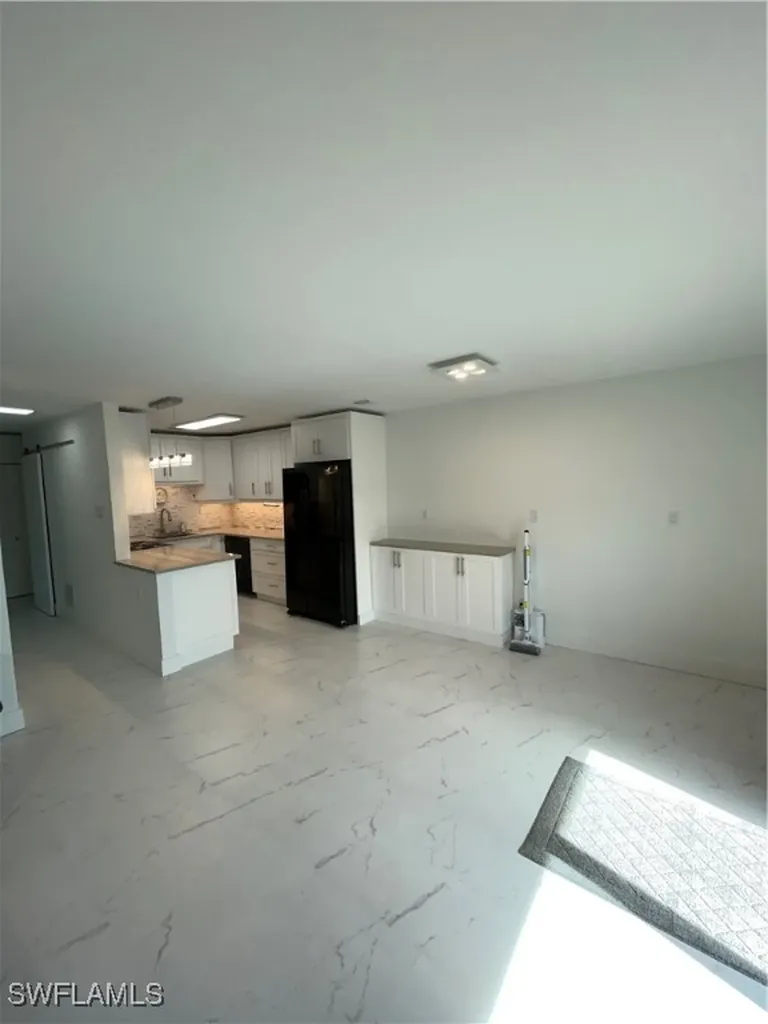 1425 Curlew Avenue Naples FL 34102