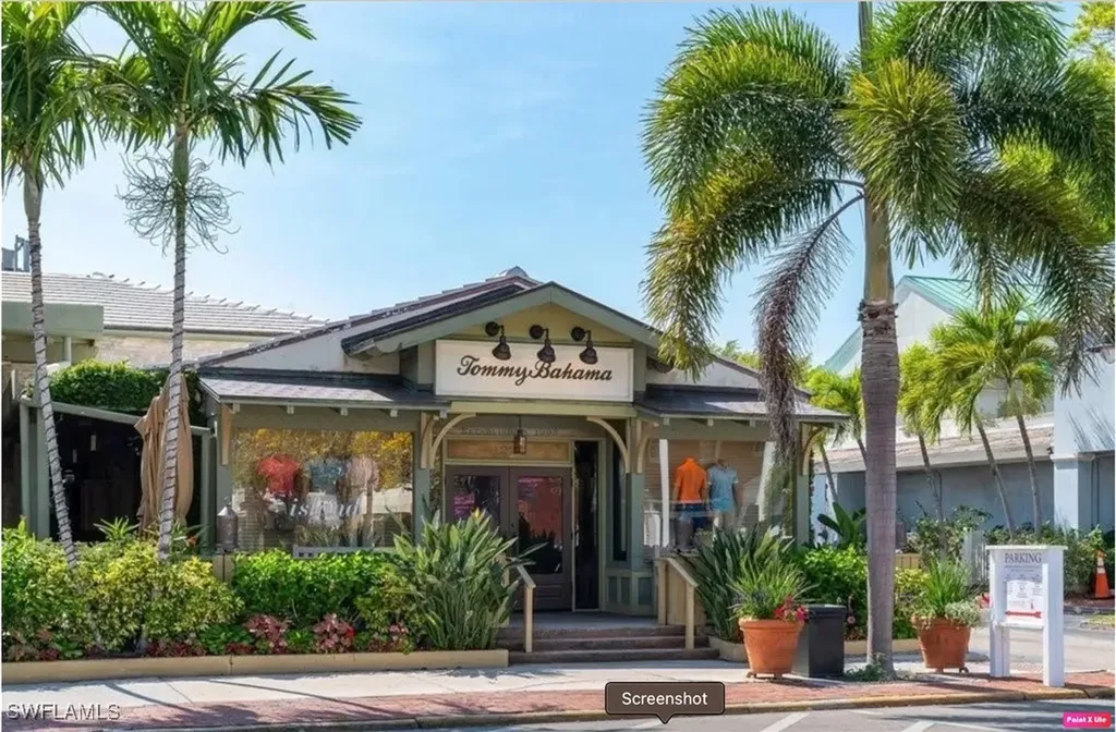 1425 Curlew Avenue Naples FL 34102