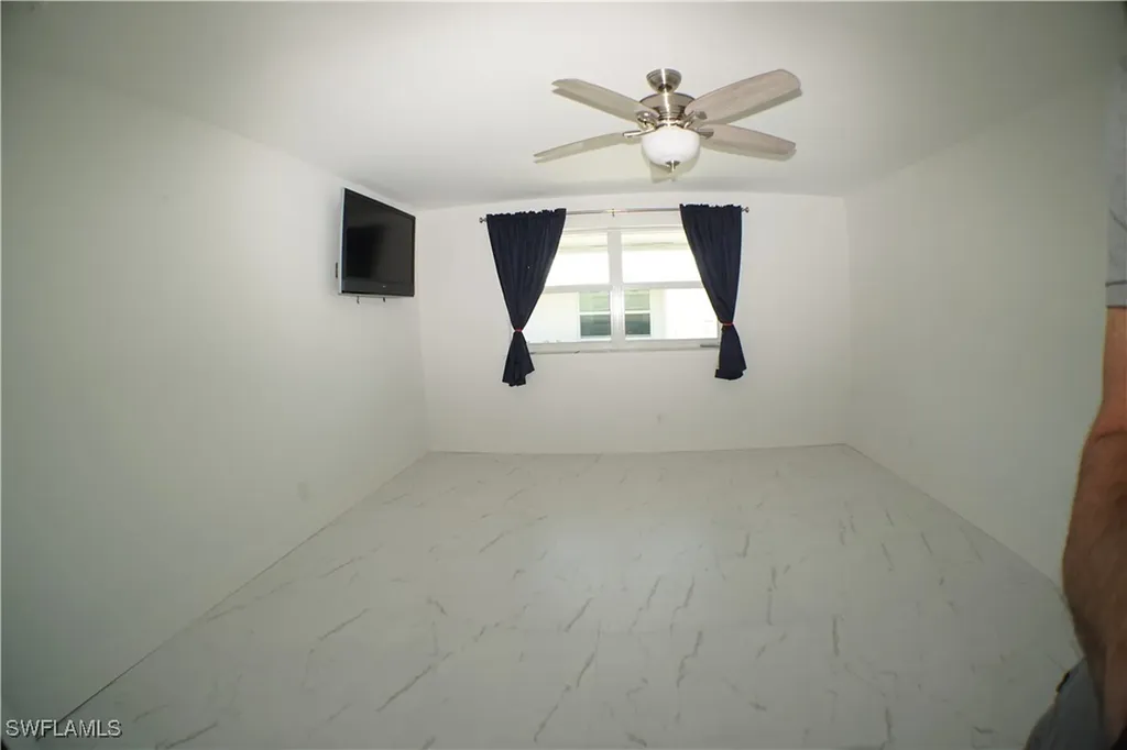 1425 Curlew Avenue Naples FL 34102