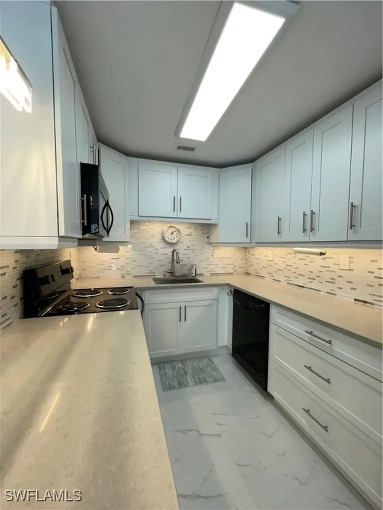 1425 Curlew Avenue Naples FL 34102