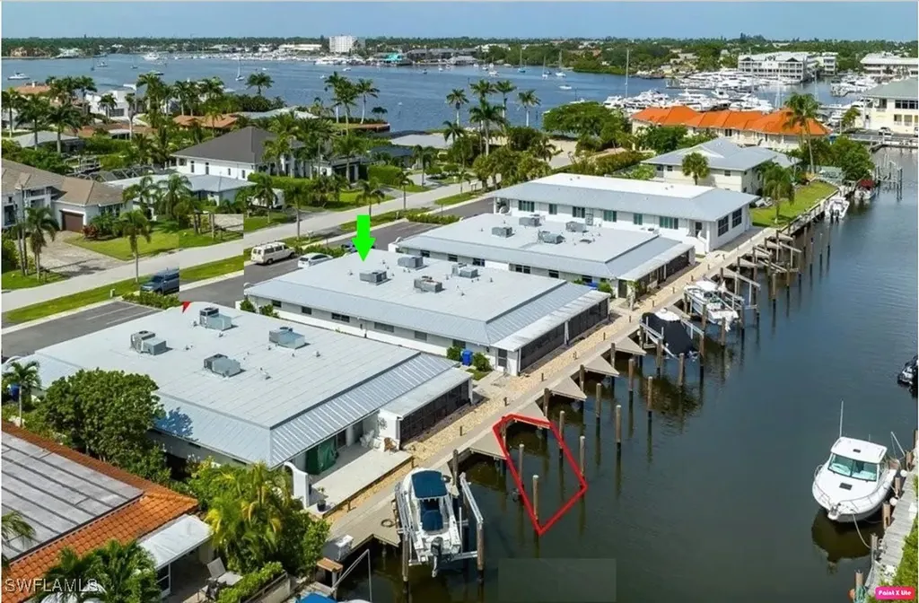 1425 Curlew Avenue Naples FL 34102