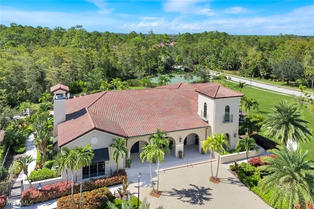 4637 Abaca Circle Naples FL 34119