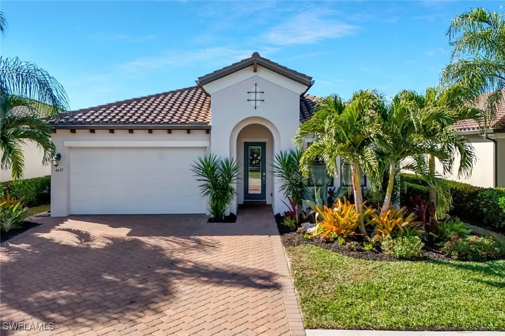 4637 Abaca Circle Naples FL 34119